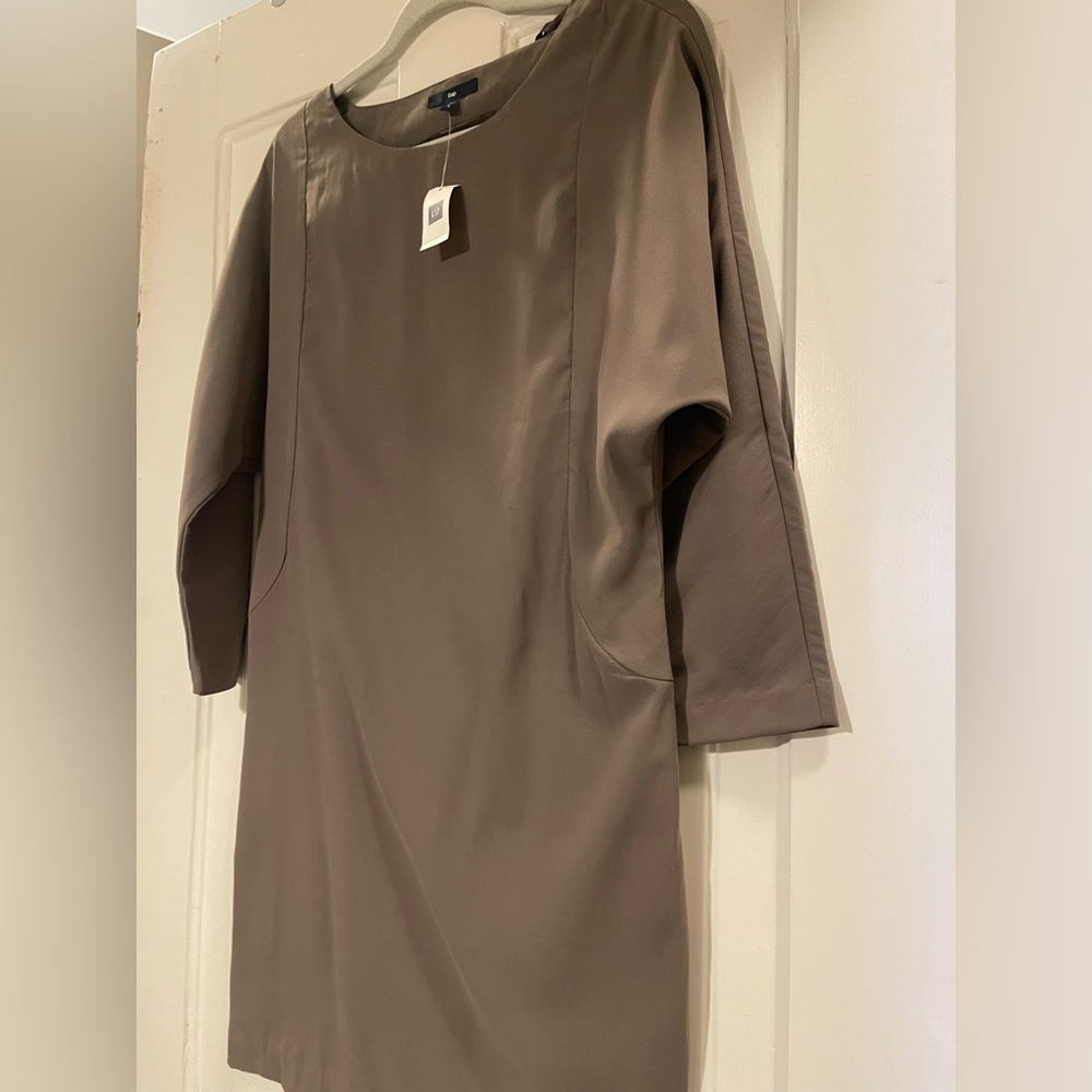 🤎 GAP NWT Chiffon Cut Out Back Dolman Taupe Cocoa Brown Long Sleeve Dress